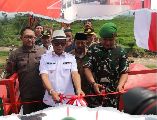 Peresmian jembatan perintis Garuda desa Rumbia kec Pacet kab Bandung